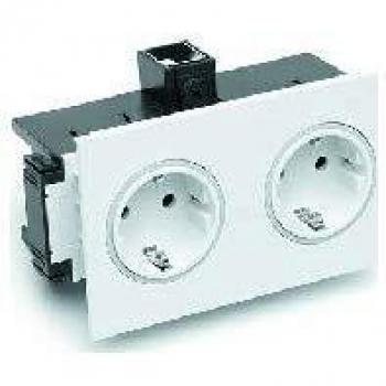 BRK 2STD Double Socket Outlet - White (82mm x 71mm)