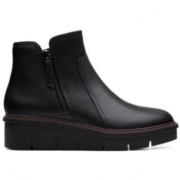 Botín Plano Clarks Airabell Zip para Mujer en Color Negro, Talla 35.5