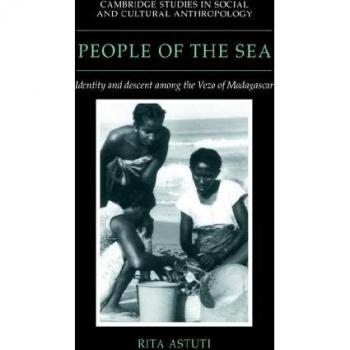 Personas del Mar: Identidad y Descendencia entre los Vezo de Madagascar (Estudios de Cambridge en Antropología Social y Cultural, Banda 95)