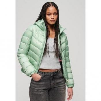 Chaqueta acolchada con capucha Fuji verde para mujer Superdry