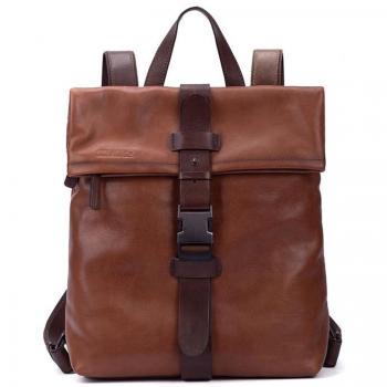 Mochila de hombre de piel Pikolinos BURELA MHA con cierre de broche en color marrón