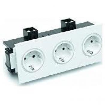 Triple Socket Outlet BRK 3STD White
