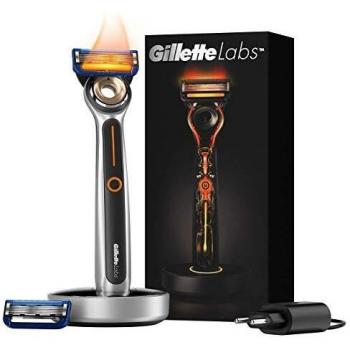 Gillette Labs Heated Razor Máquina de Afeitar Caliente + 1 Cuchilla de Recambio + Base de Carga + Enchufe Inteligente, Kit Básico, Regalos Originales para Hombre