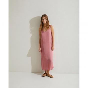 Vestido largo de satén sin mangas con escote pico