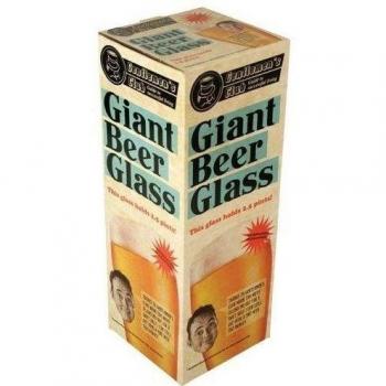 vaso de cerveza gigante guarda 2,5 pintas