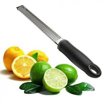 Joyoldelf Rallador Zester - Multiusos cocina de acero inoxidable rallador de queso para chocolate limón cítricos ect ,negro