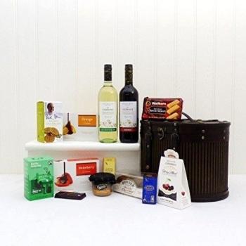 Se usa para tratar Casa Victoriana de Caja de Sombrero - Gourmet Hamper con 2 x 750 ml botellas Versare Vinos y platos deliciosos en una madera Reproducción de la vendimia Caja de sombreros Cesto - Ideas de regalos para - Navidad, Día de la Madre, San V