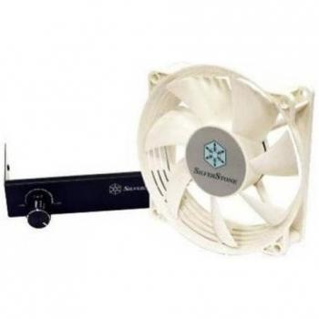 Silverstone FM92B 90x90x25 con aspas de 110x110 y regulador negro