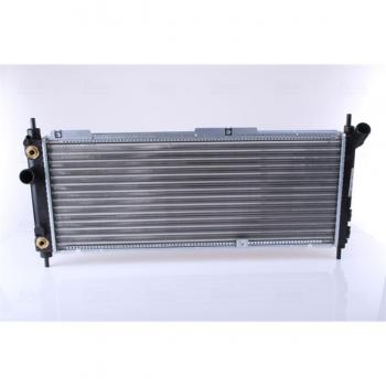 Radiador de refrigeración del motor Nissens 632921