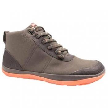 Botines de hombre Camper Peu Pista GM con suela Michelin, GORE-TEX, color verde oliva y naranja, talla 41, modelo K300472-005 en gris