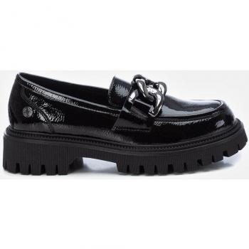 Mocasines de Charol Negro para Mujer Refresh 171396 con Cierre de Cordón