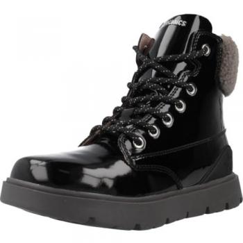 Botines de niña Biomecanics modelo 241211b, fabricados en charol con cierre de cordones en color negro