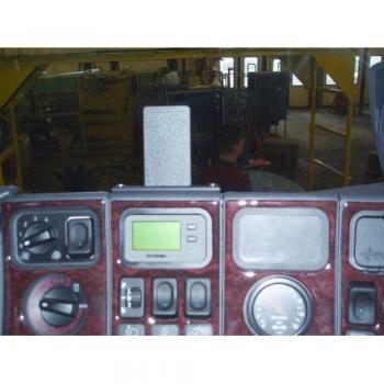 Soporte ProClip Alto para Dispositivos de Mano, Montaje Derecho y Central, Scania 4-Series (95-03)