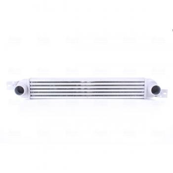 Intercooler NISSENS 96717 - Intercooler de alta eficiencia, diseñado para optimizar el rendimiento del motor, fabricado con materiales de calidad para garantizar durabilidad y resistencia a la corrosión, compatible con diversas marcas y modelos de