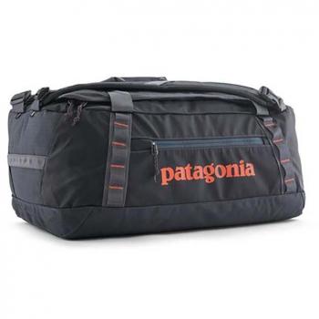 Patagonia Black Hole Duffel 40L Azul, bolsa de viaje resistente al agua, capacidad de 40 litros, fabricada con material reciclado, incluye correas ajustables y desmontables, múltiples bolsillos interiores y exteriores para organización, diseño