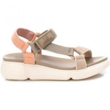 Sandalia Deportiva para Mujer 141230 en Color Taupe de la Marca Xti