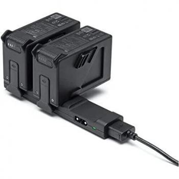 DJI FPV - Fly More Kit, Incluye 2 baterías Inteligentes de Vuelo y estación de Carga, Carga hasta 3 baterías Inteligentes simultáneamente, la Capacidad de la batería es de 2000mAh
