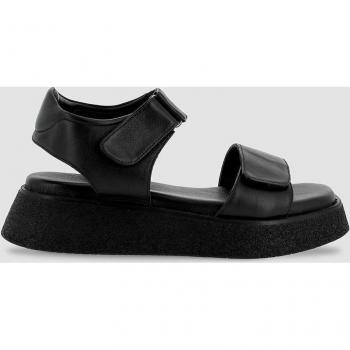 Sandalia Skins Blogger - Sandalias de mujer con cierre autoadesivo en negro.