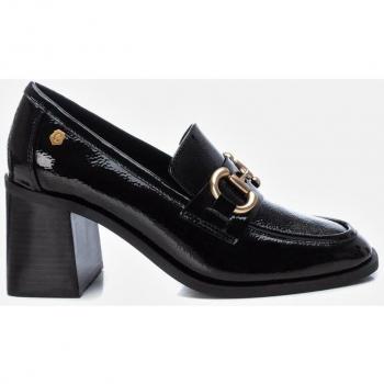 Mocasín de piel con tacón de 7 cm y detalle metalizado