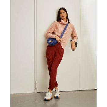 Pantalón cargo de mujer Lion of Porches con cintura elástica color salmón