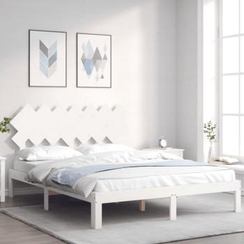 Cama king size con cabecero blanco en madera maciza