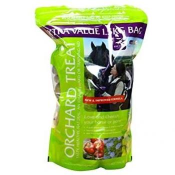 Golosinas Equinas Orchard Treat 1.5Kg - Deliciosas y Ricas en Fibra, Recompensa Ideal con Sabor Manzana-Pera