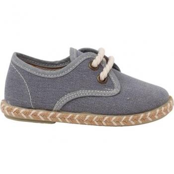 Claro, aquí tienes una opción de nombre más largo para tu producto que cumple con el límite de caracteres:**Blucher Infantil de Lona con Suela Bicolor de Yute - Pisamonas**Este nombre tiene 63 caracteres y describe claramente el producto.