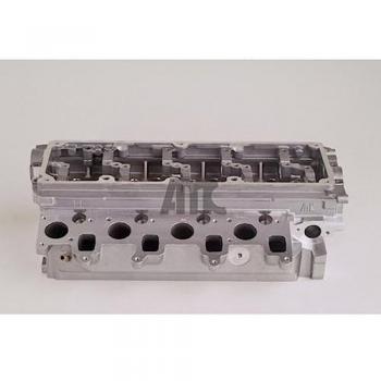 Culata AMC 908726 - Culata de motor, compatible con modelos específicos de vehículos, fabricada en aluminio, diseño optimizado para mejorar el rendimiento del motor, incluye orificios para válvulas y bujías, acabado de