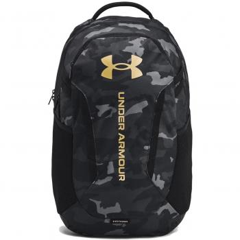 Mochila Under Armour Hustle 6.0 29L negro camuflaje con compartimento principal amplio, bolsillo frontal con cremallera, correas ajustables y acolchadas, material resistente al agua, diseño en color negro