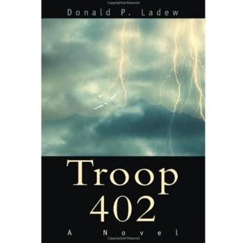 Novela Troop 402 en tapa blanda