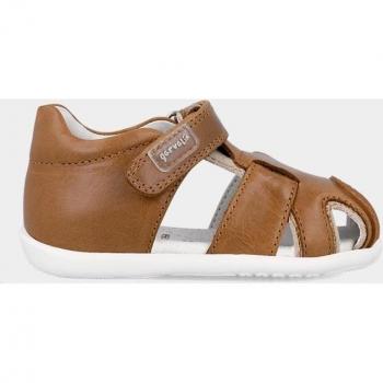 Garvalín - Sandalias cerradas de bebé niño de piel con cierre adherente, modelo 242310, ultraligera, color arena, talla 21