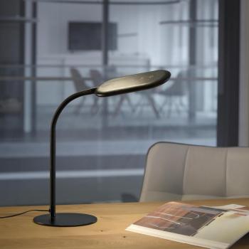 Lámpara de mesa LED Kelly, CCT atenuable