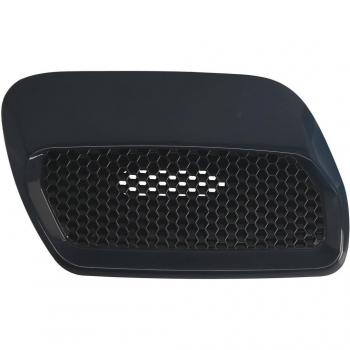 Capó BLIC 5513-00-2589922P con rejilla de ventilación para parachoques