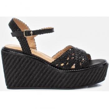 Sandalias de cuña de piel para mujer con cierre de hebilla