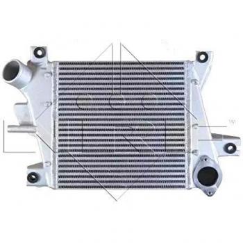 Intercooler NRF 30382 - Intercooler de alto rendimiento, fabricado en aluminio, diseñado para mejorar la refrigeración del aire de admisión, compatible con múltiples modelos de vehículos, fácil instalación y ajuste preciso