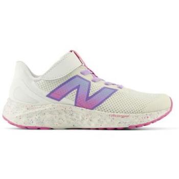 Zapatilla New Balance Fresh Foam Arishi v4 Bungee Lace infantil color Sea Salt talla 34.5