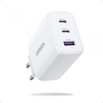 Cargador de Red USB-C 65W con 2 Puertos USB-C y 1 Puerto USB - UGREEN