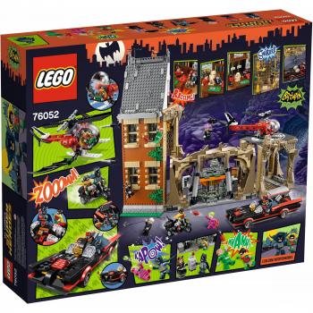 Lego DC Comics Batcueva Clásica de Batman - 2526 Piezas, 9 Figuras