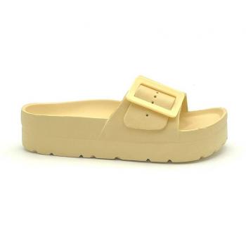 Sandalia de goma para la playa con hebilla ajustable marca Kelara y chanclas de mujer de goma con plataforma KELARA