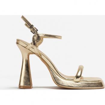 MIM ALAIA DORADO Sandalia de tacón