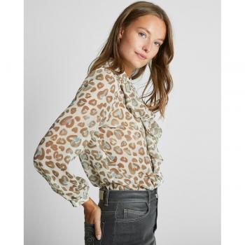Blusa de mujer con animal print y manga larga