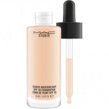 MAC Cosmetics Studio Waterweight SPF 30 Foundation, lightweight tinted moisturiser SPF 30, shade NC 15, 30 ml