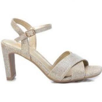 XTI 141353 Sandalias Abiertas Mujer Oro