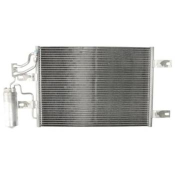Condensador de aire acondicionado NISSENS 94882, sistema de refrigeración, compatible con vehículos, alta eficiencia térmica, fabricado con materiales de calidad para mayor durabilidad
