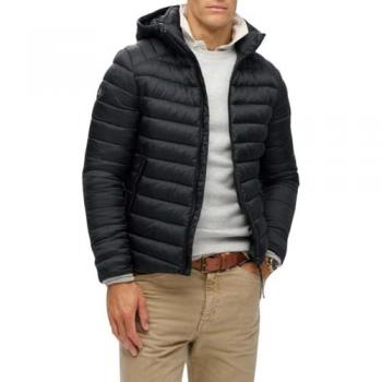 Chaqueta con capucha Superdry Fuji Sport Padded Negra, impermeable, acolchada, cierre de cremallera, dos bolsillos frontales con cremallera, ajuste regular