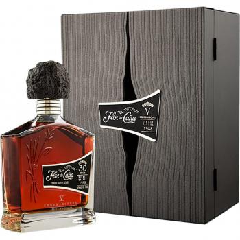 Ron Flor de Caña 30 años V Generaciones - Estuche con 1 botella de 70 cl