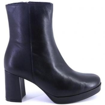 Botines de Mujer DESIREE SHOES en color negro