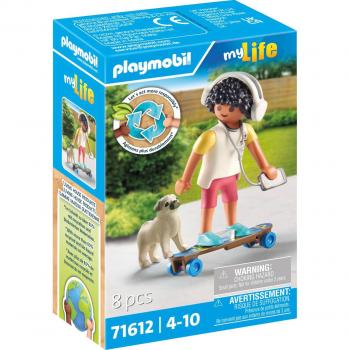 Playmobil My Life: Niño Con Perro - Figura de niño con perro, accesorios incluidos, compatible con otras sets de Playmobil, ideal para juegos creativos y desarrollo de habilidades sociales
