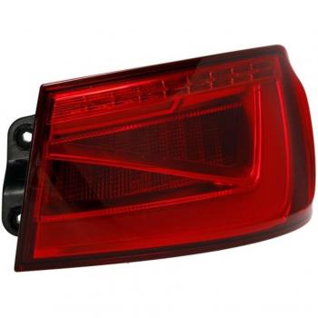 Piloto posterior TYC 11-6867-10-9 con características de luz trasera, diseño específico para vehículos, alta visibilidad, fácil instalación y cumplimiento de normativas de seguridad