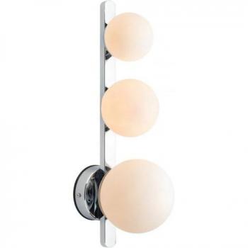 Aplique de pared Puro Metal Cromo 3 bombillas 17cm, características: acabado en cromo, diseño moderno con globos opalescentes, protección IP44 para uso en exteriores e interiores